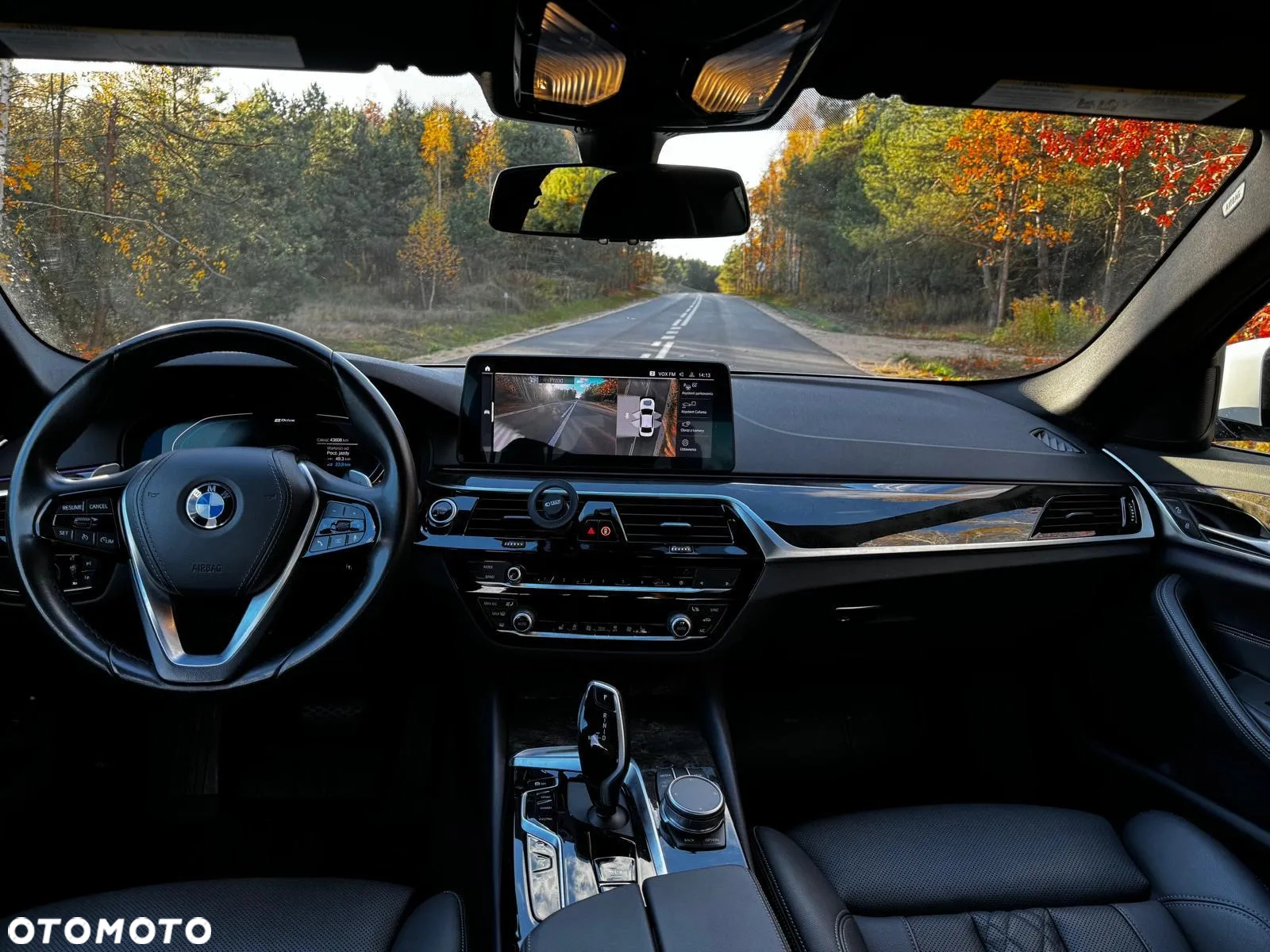 BMW Seria 5 ver-530e-luxury-line-sport - 7