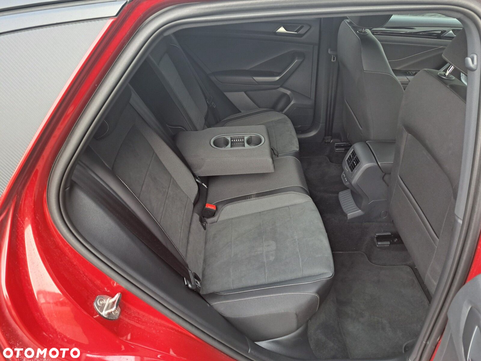 Volkswagen T-Roc 1.5 TSI Style DSG - 29