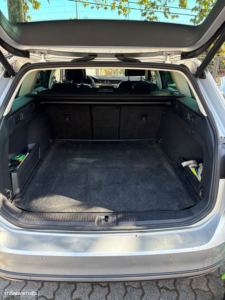 VW Passat Alltrack Variant 2.0 TDi DSG 4Motion - 8