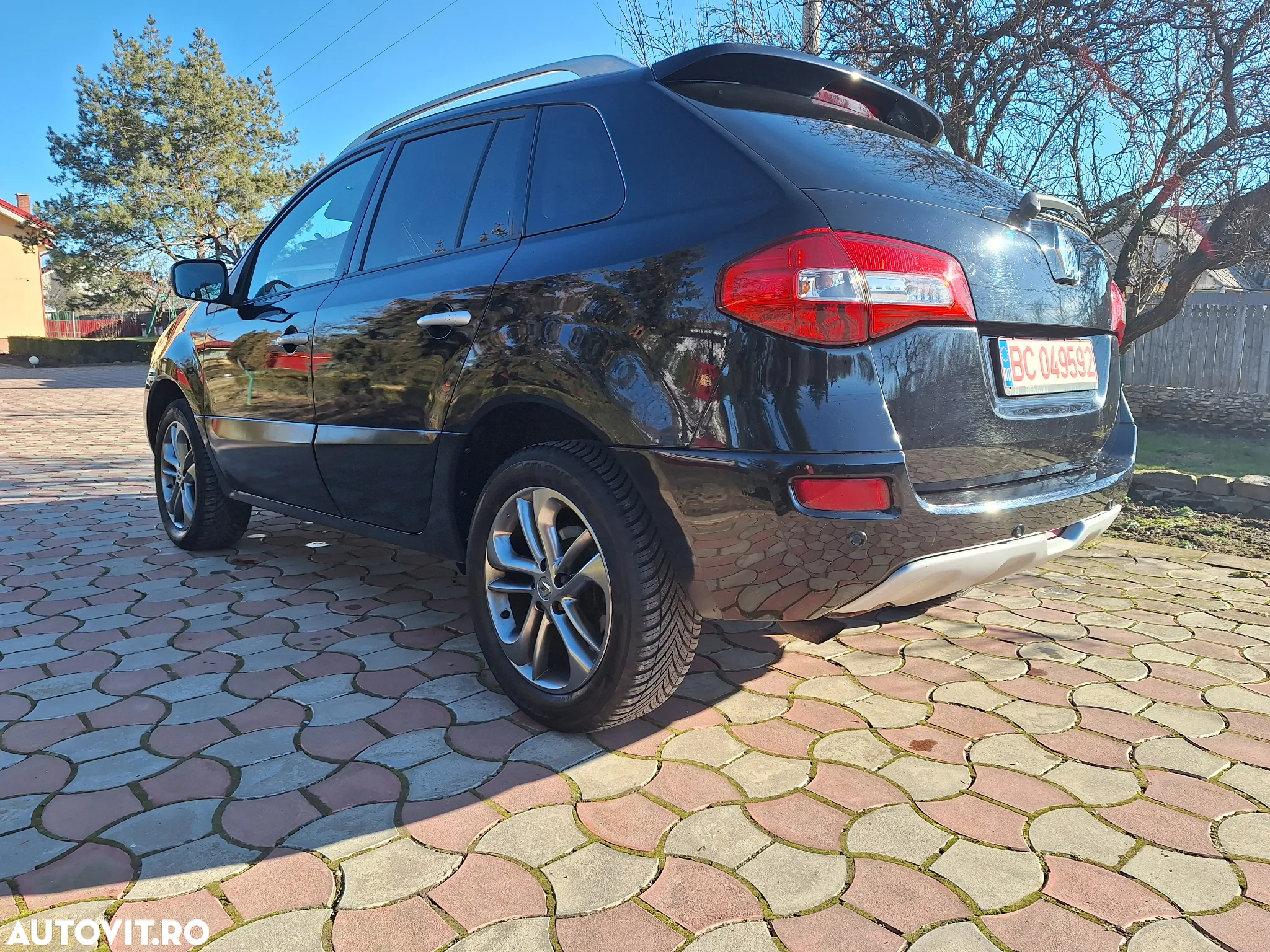 Renault Koleos 2.0 dCI FAP 4x4 Bose Edition - 4