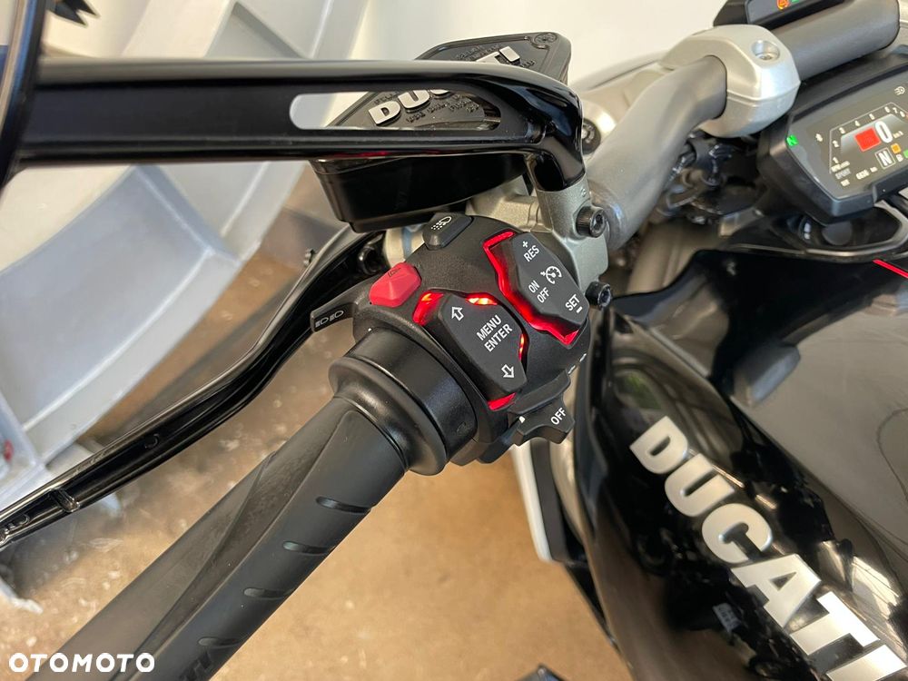 Ducati Diavel - 7