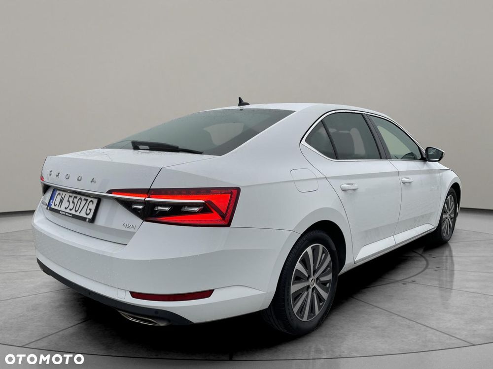 Skoda Superb 2.0 TSI 4x4 Style DSG - 4