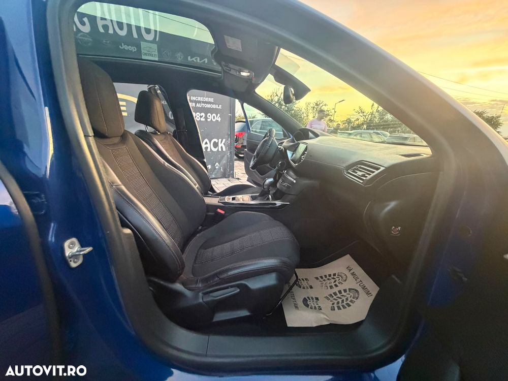 Peugeot 308 - 6