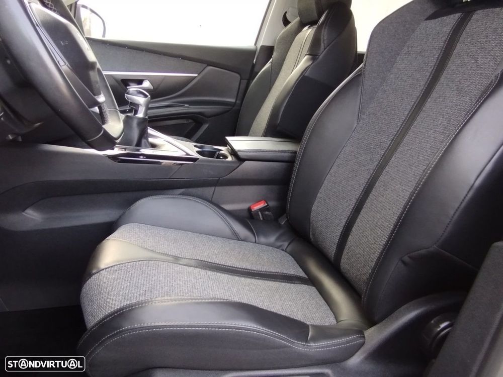 Peugeot 5008 1.2 PureTech Allure J18 - 8