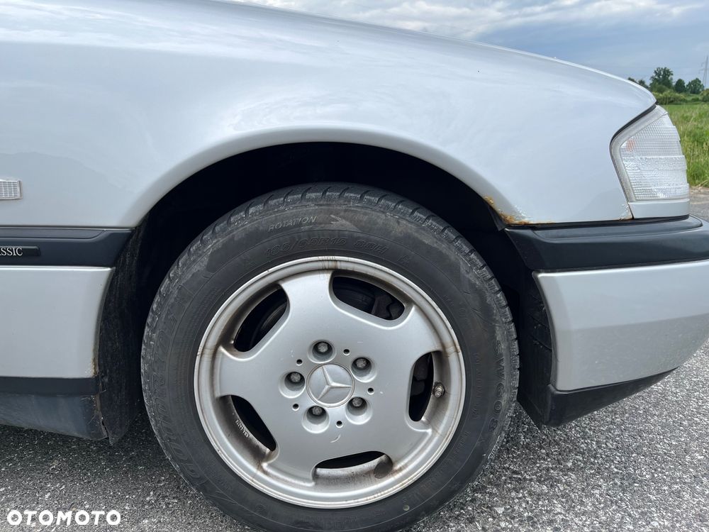 Mercedes-Benz Klasa C 200 Classic - 18