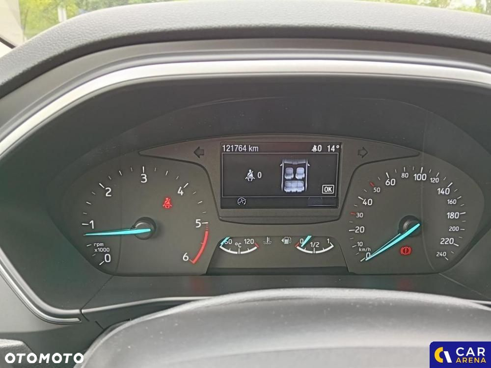 Ford Focus - 12