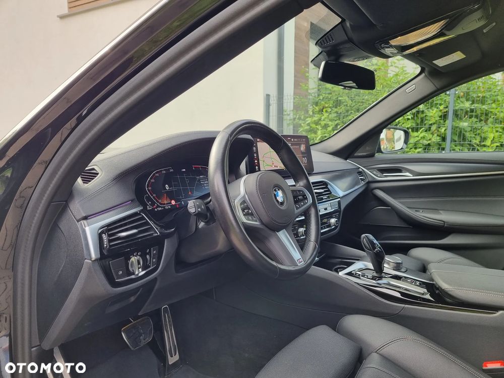 BMW Seria 5 520d xDrive MHEV M Sport sport - 13