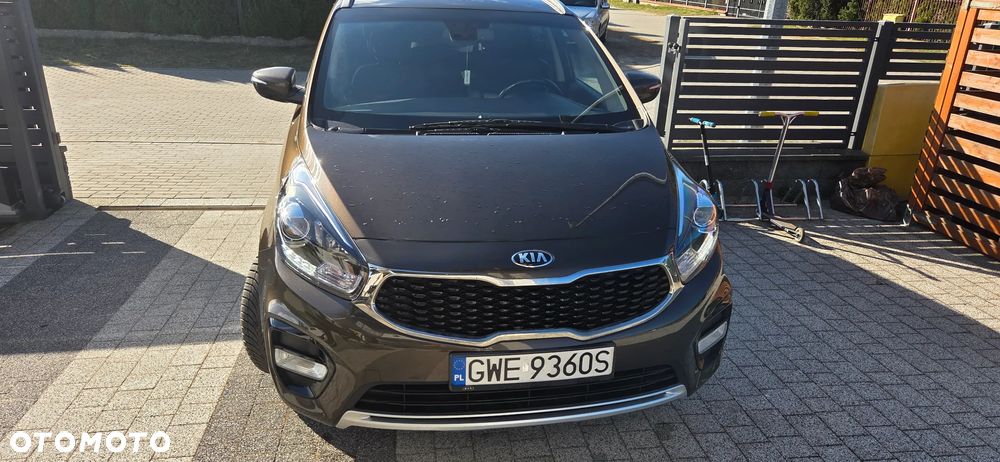 Kia Carens 1.6 GDI L - 16