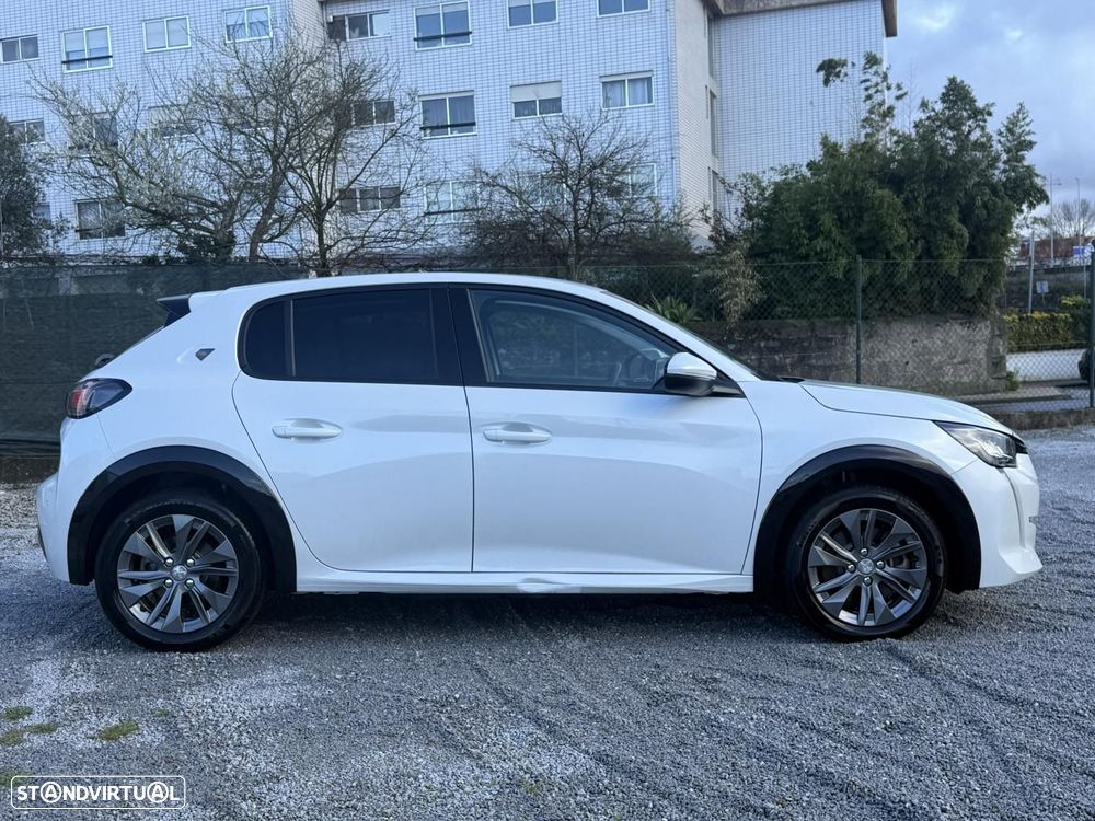 Peugeot e-208 50 kWh Allure - 10