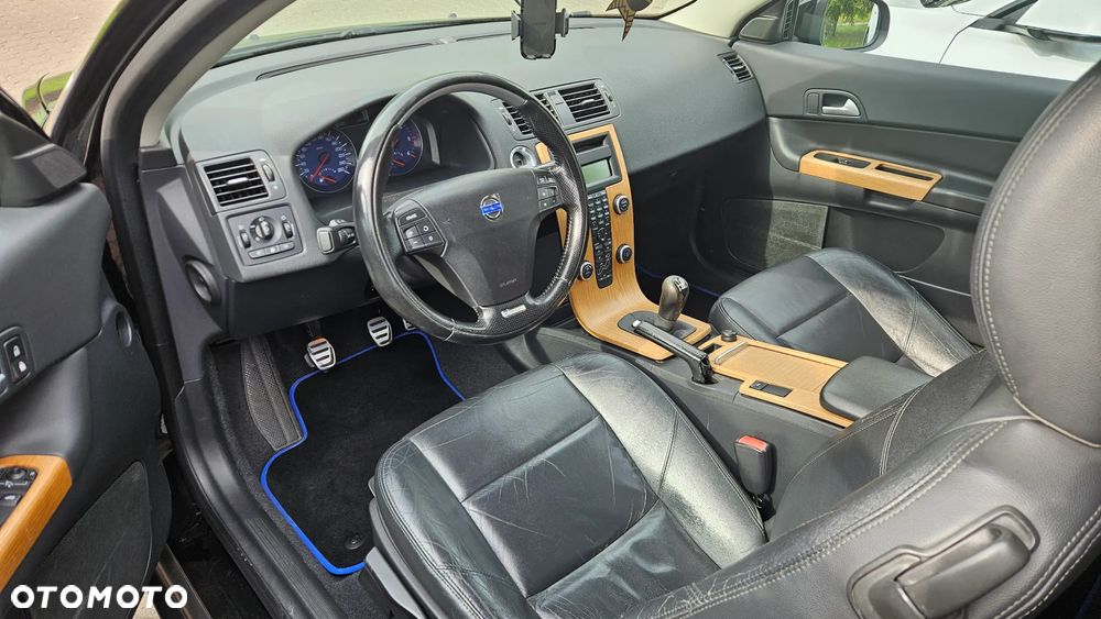 Volvo C30 D4 R-Design - 10