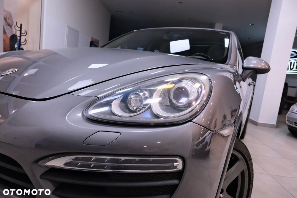Porsche Cayenne S Tiptronic S - 9