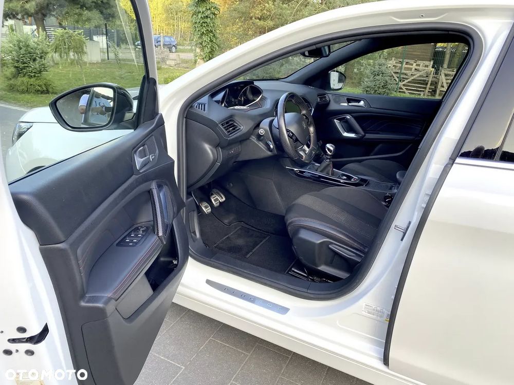 Peugeot 308 - 15