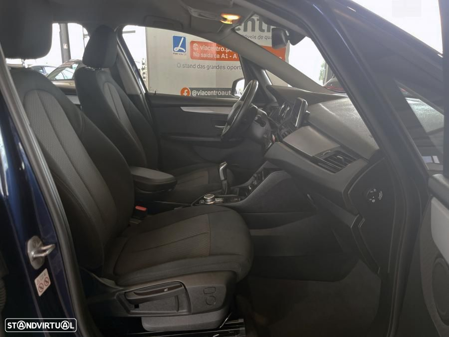 BMW 216 Active Tourer d Corporate Edition Business Edition - 26