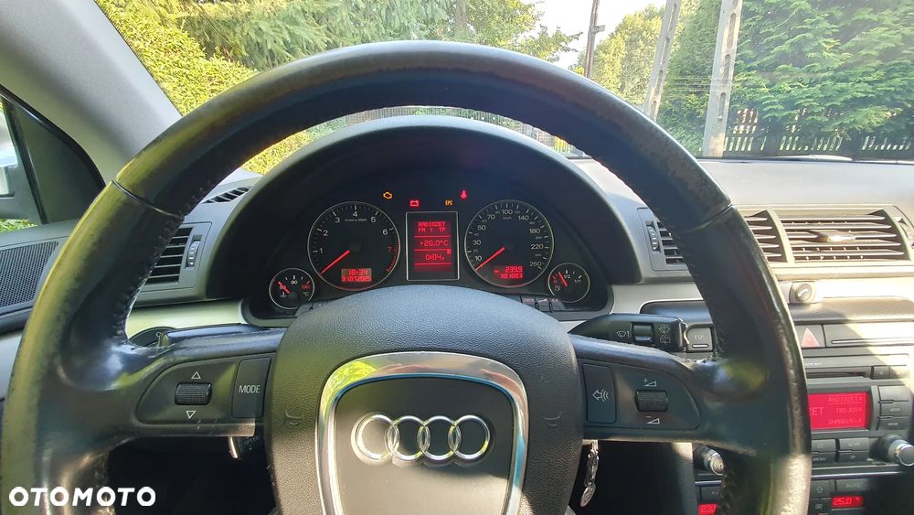 Audi A4 ver-1-8t - 12