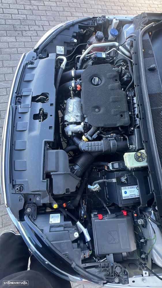 Peugeot 308 SW BlueHDi 130 Stop & Start Allure Pack - 8