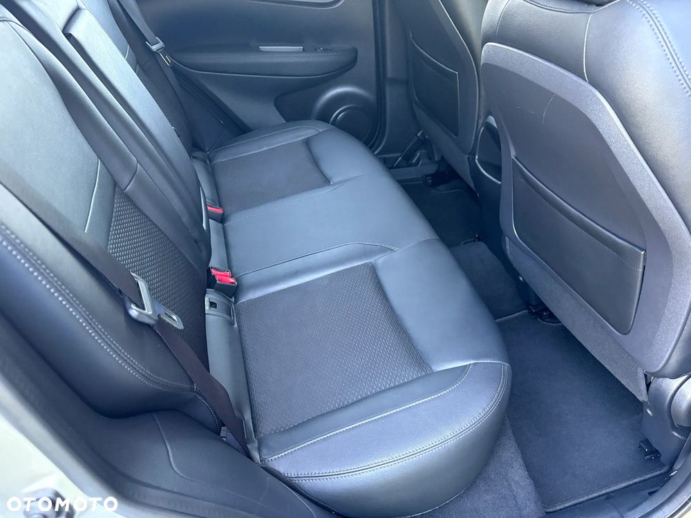 Nissan Qashqai 1.6 DIG-T Tekna - 13