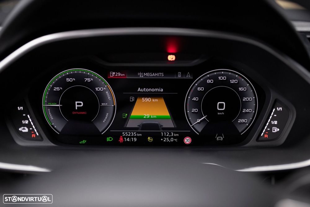Audi Q3 Sportback - 16