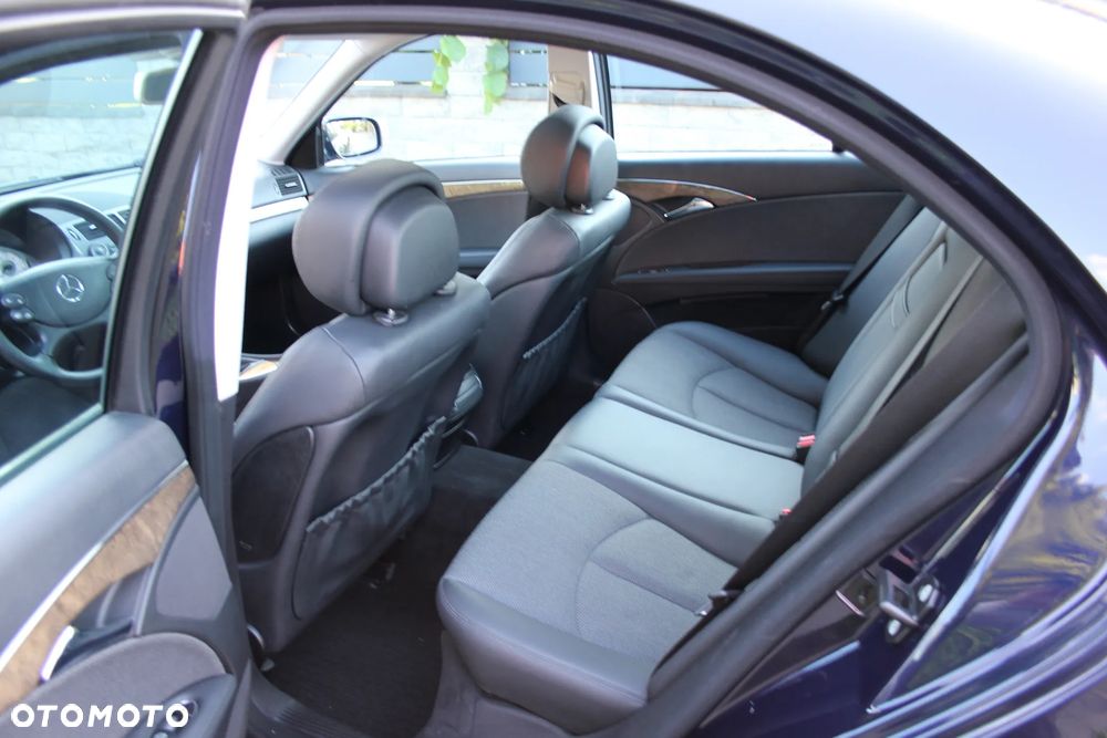 Mercedes-Benz Klasa E 200 Kompressor Avantgarde - 17