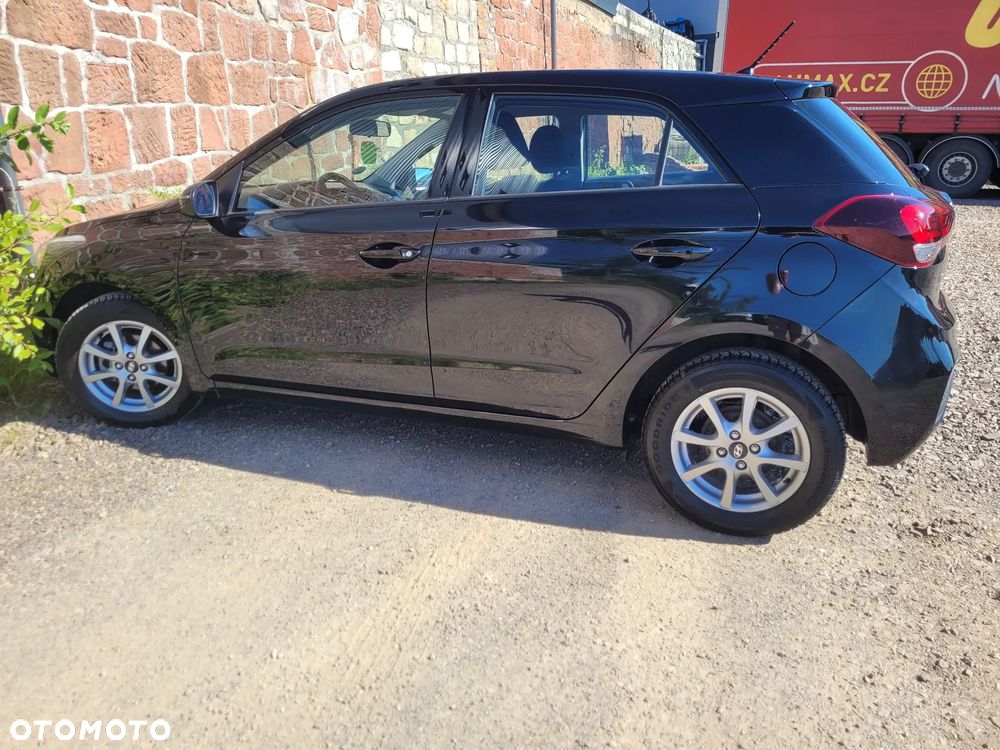 Hyundai i20 blue 1.2 Classic - 19