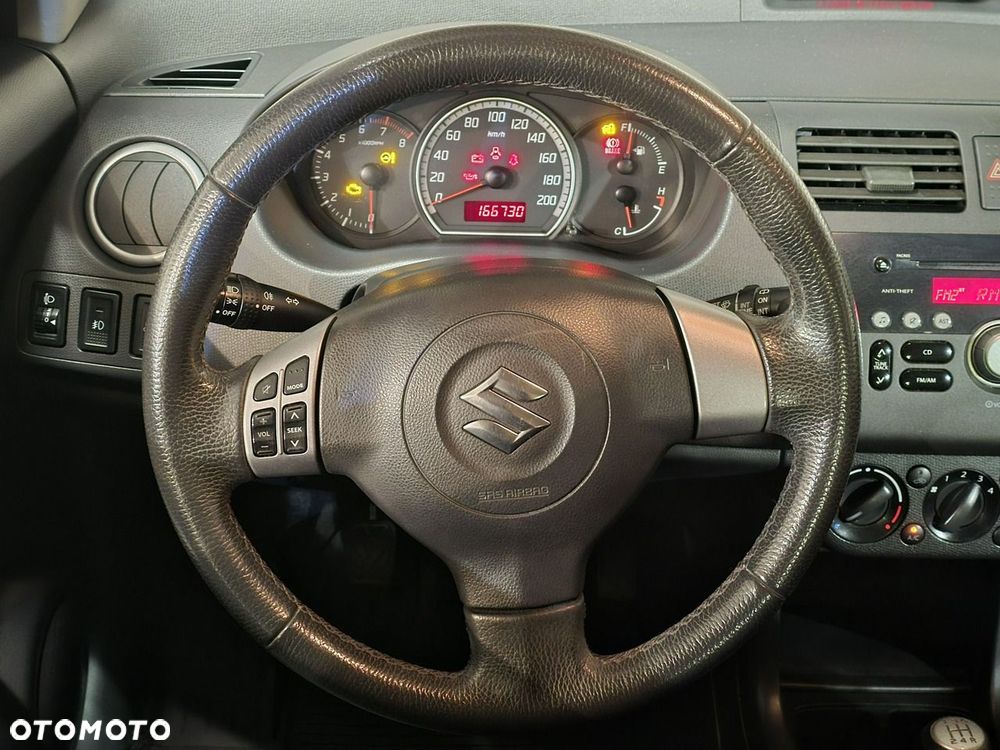 Suzuki Swift - 18