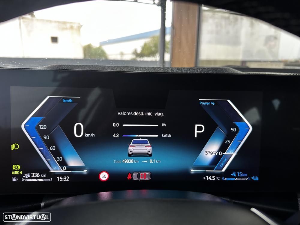 BMW 320 e xDrive Aut. Luxury Line - 27