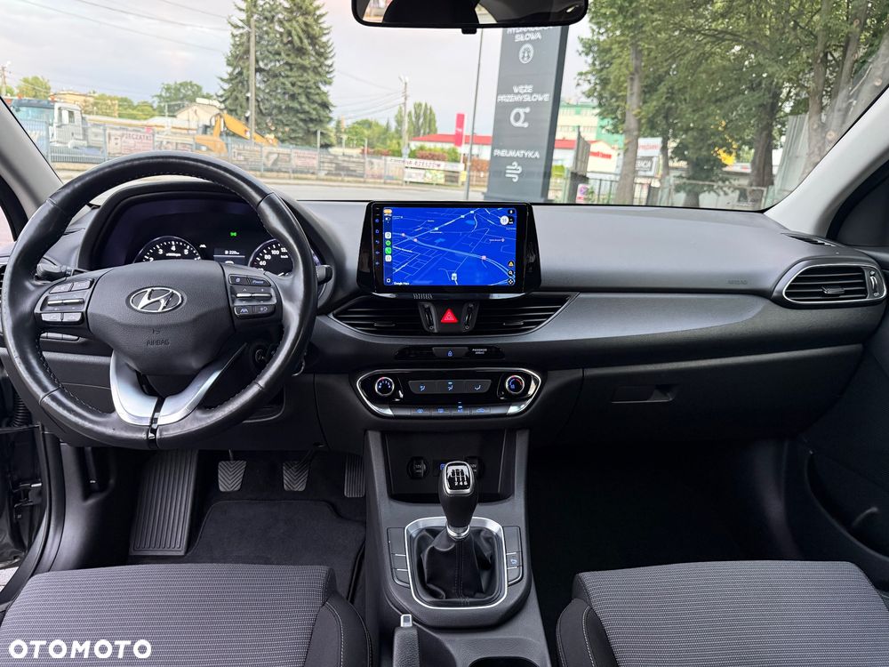 Hyundai i30 1.5 DPI Comfort - 10