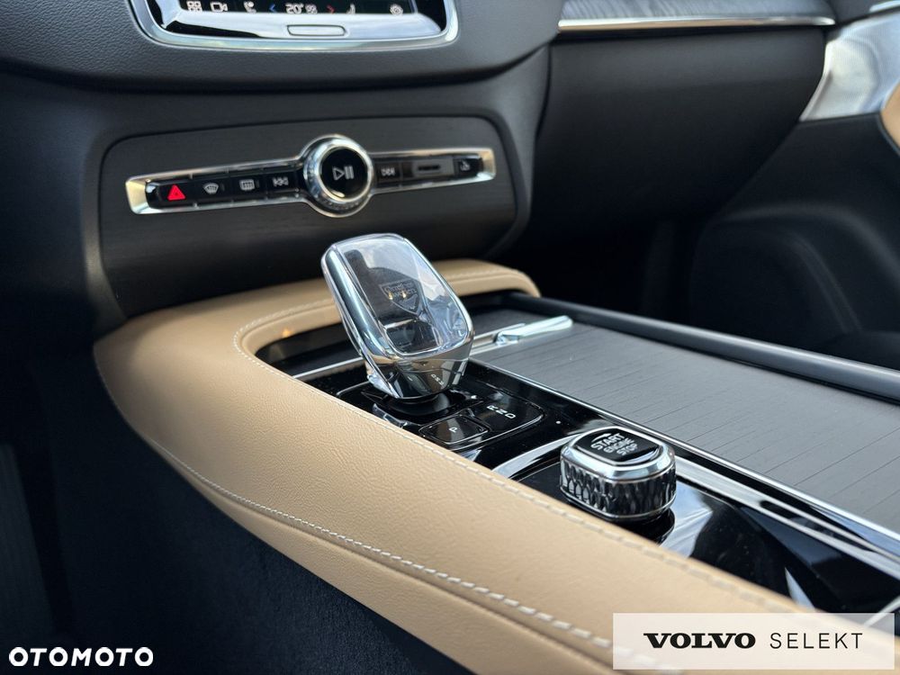 Volvo XC 90 - 18