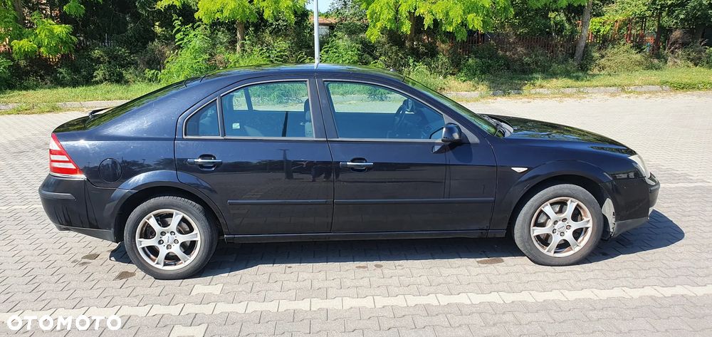 Ford Mondeo 1.8 X - 4