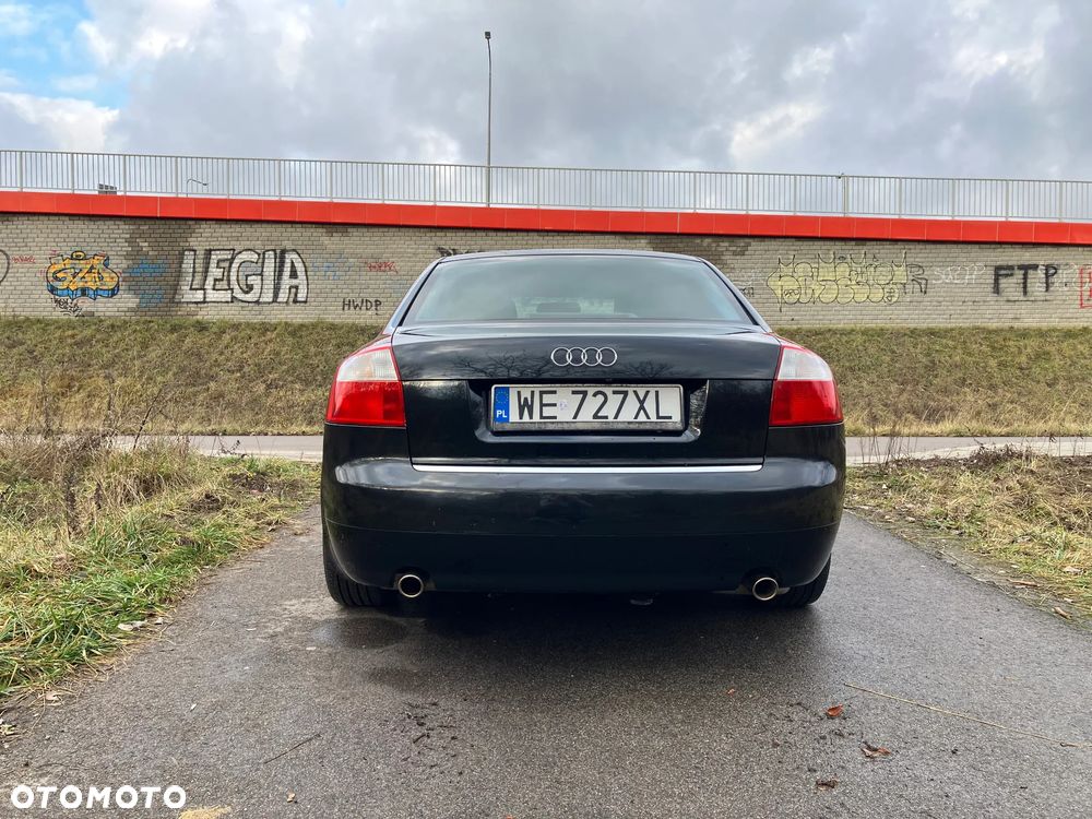 Audi A4 Limousine 1.8T - 6
