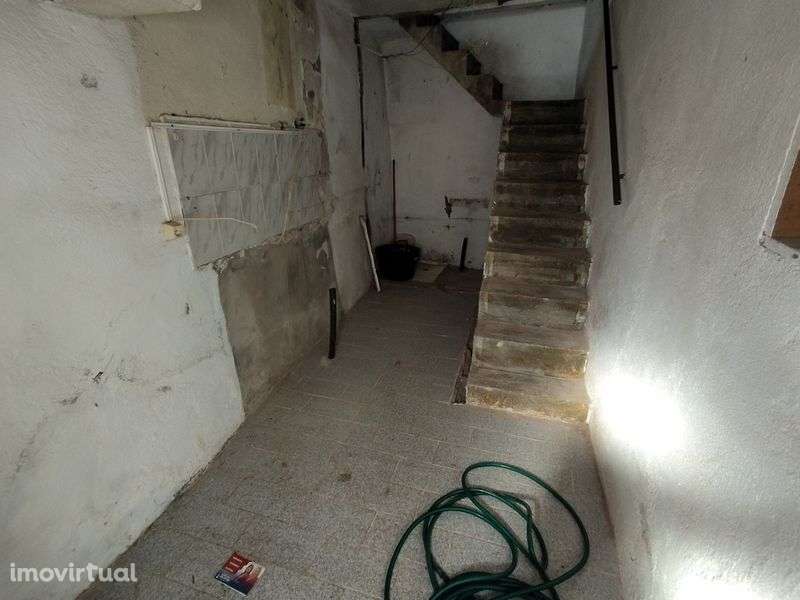 Pequena casa para remodelar - Grande imagem: 3/5