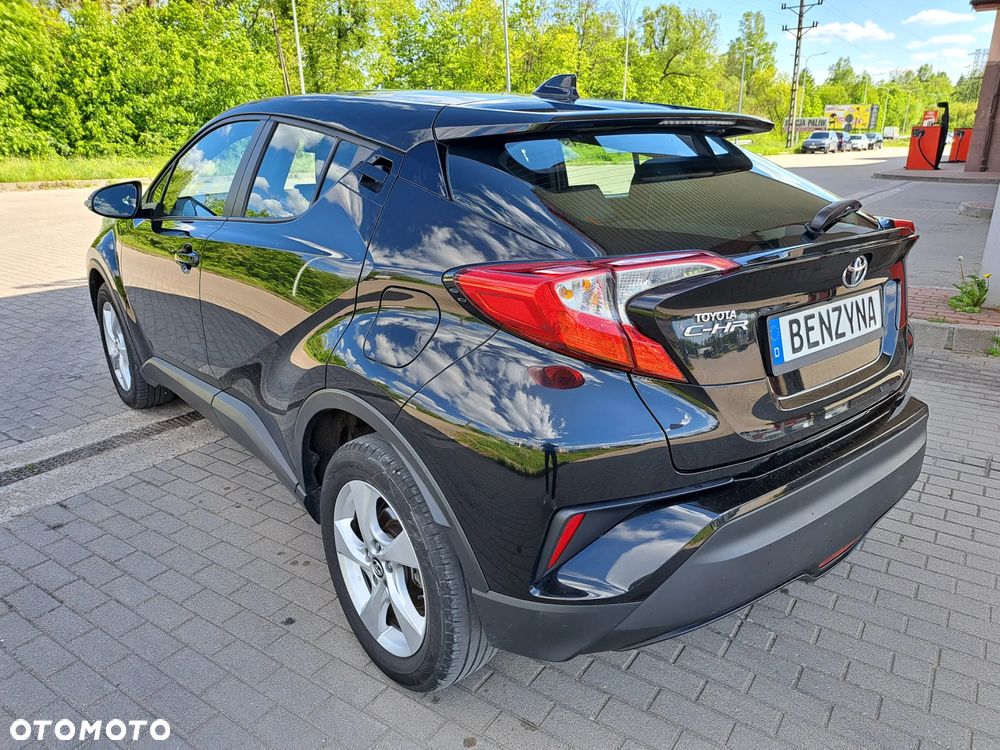 Toyota C-HR - 10