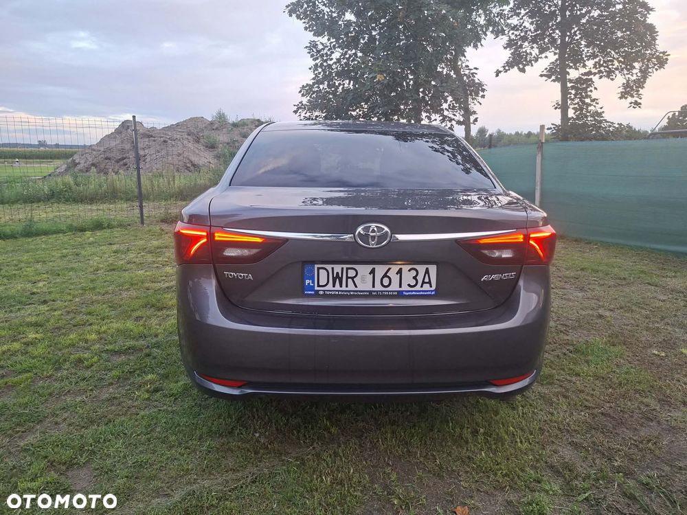 Toyota Avensis 2.0 D-4D Prestige - 7