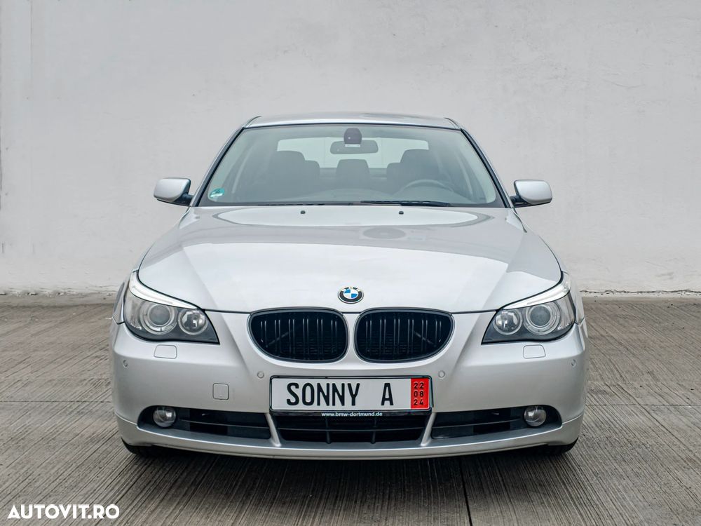 BMW Seria 5 520d Aut. Edition Fleet Lifestyle - 2