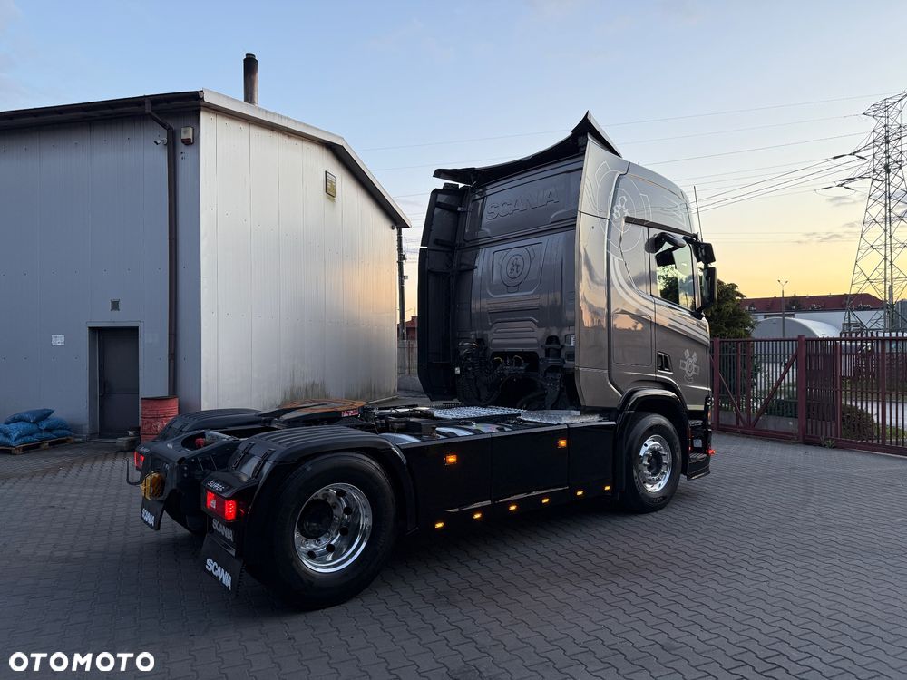 Scania - 9