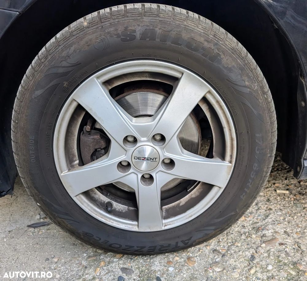 Volkswagen Polo - 12