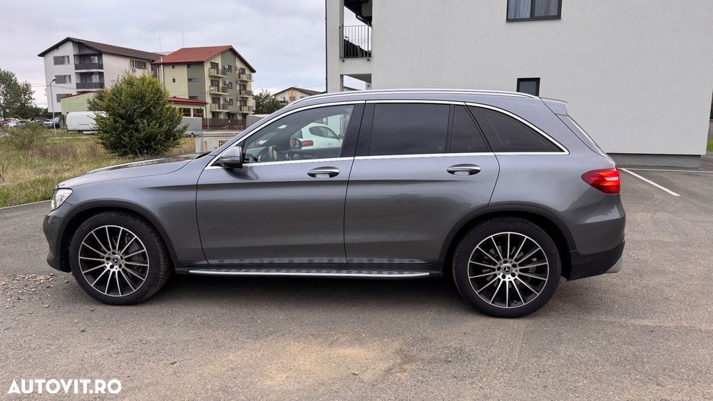 Mercedes-Benz GLC - 4