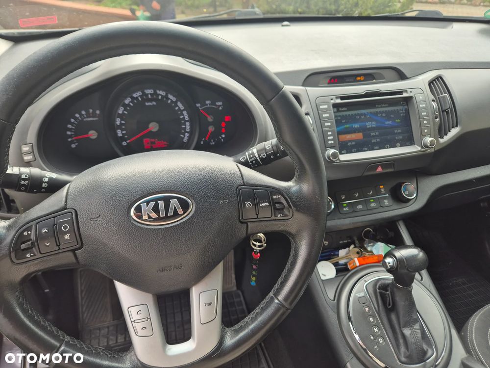 Kia Sportage 2.0 L - 6