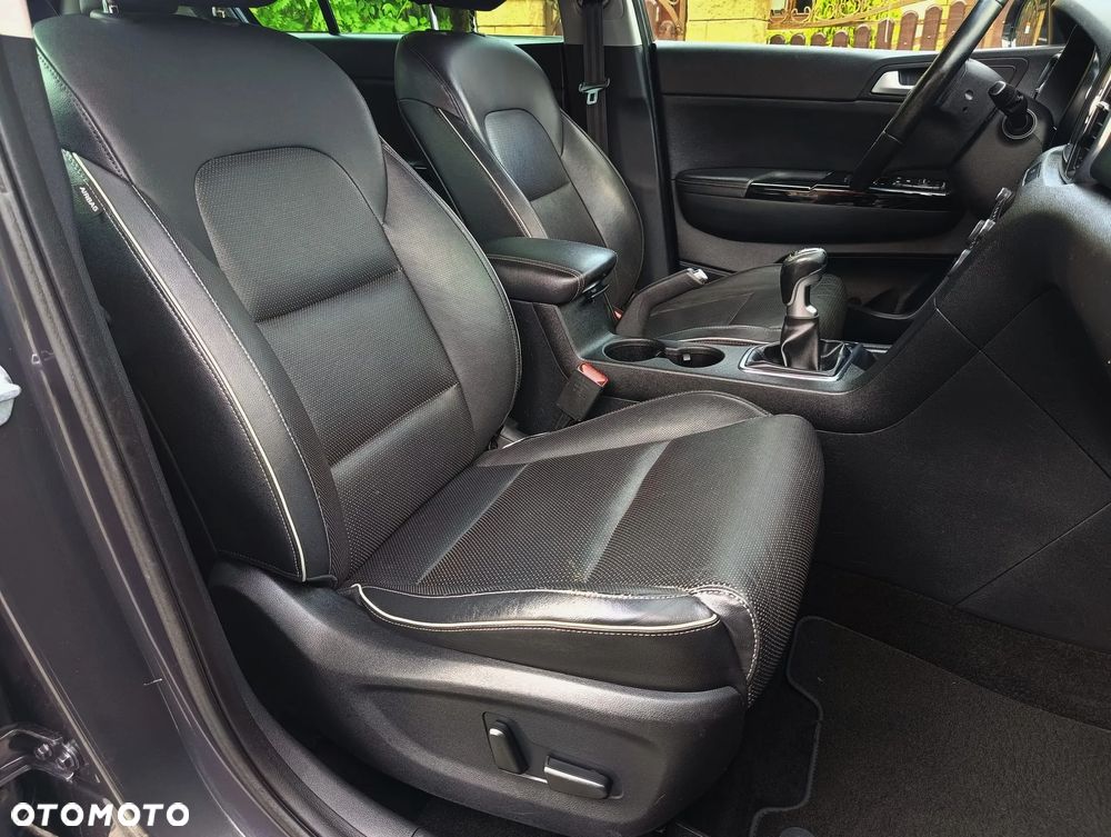 Kia Sportage 2.0 CRDI 2WD Spirit - 30