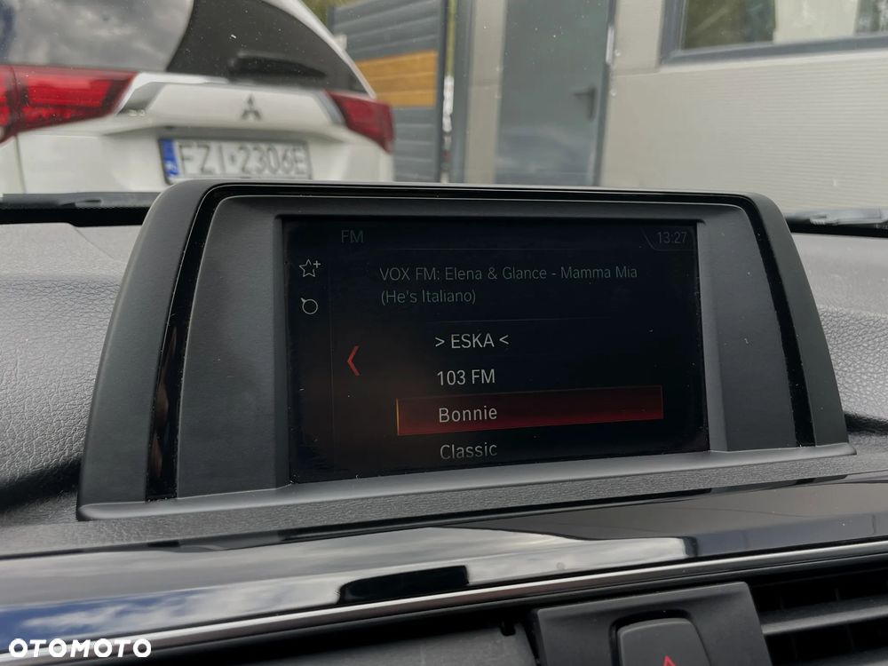 BMW Seria 3 320d Touring Advantage - 26