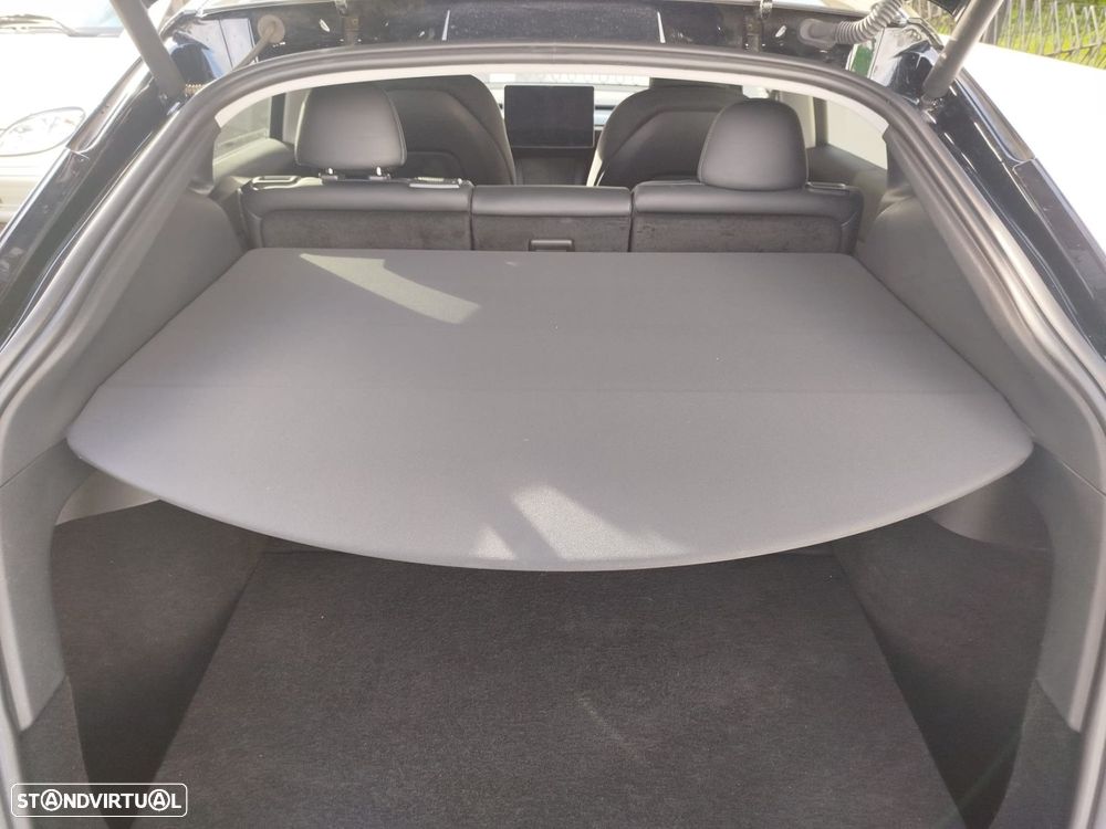 Tesla Model Y Tração Traseira Standard - 24