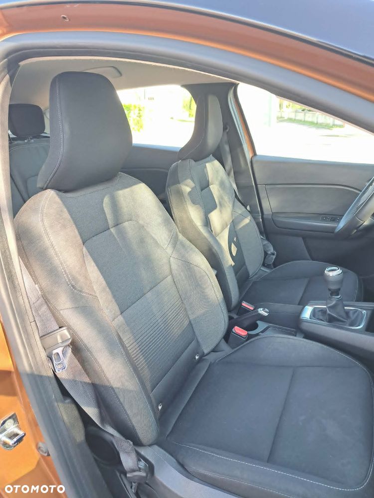 Renault Captur - 10