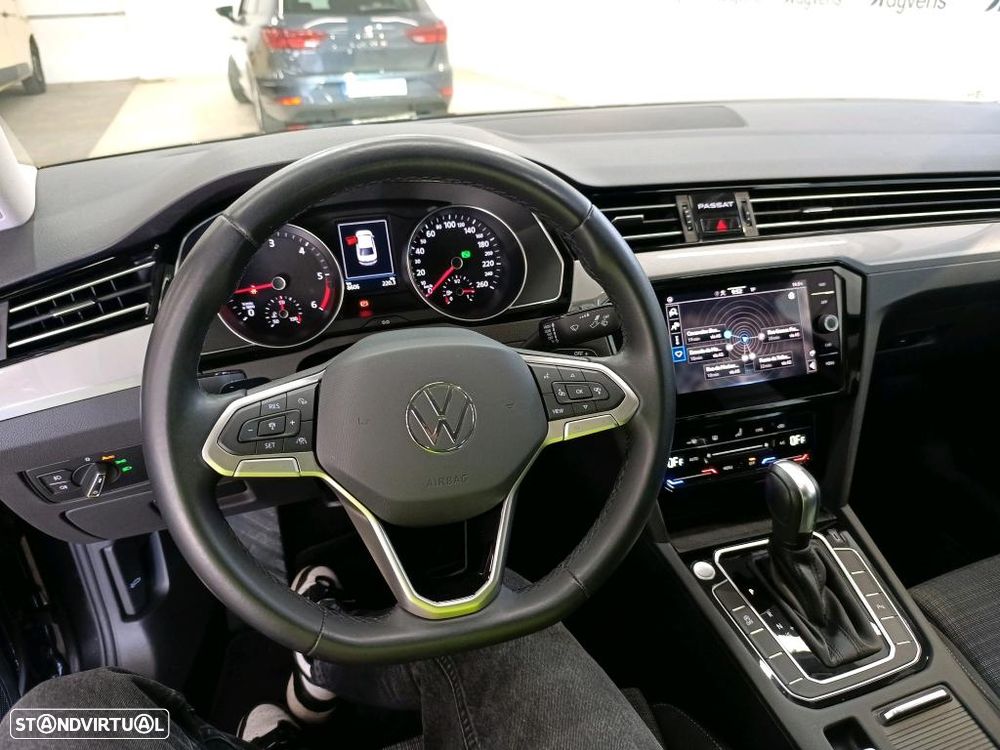 VW Passat 2.0 TDI Business DSG - 7
