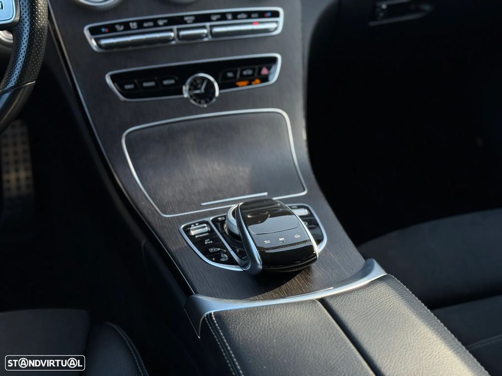 Mercedes-Benz C 300 de AMG Line - 29