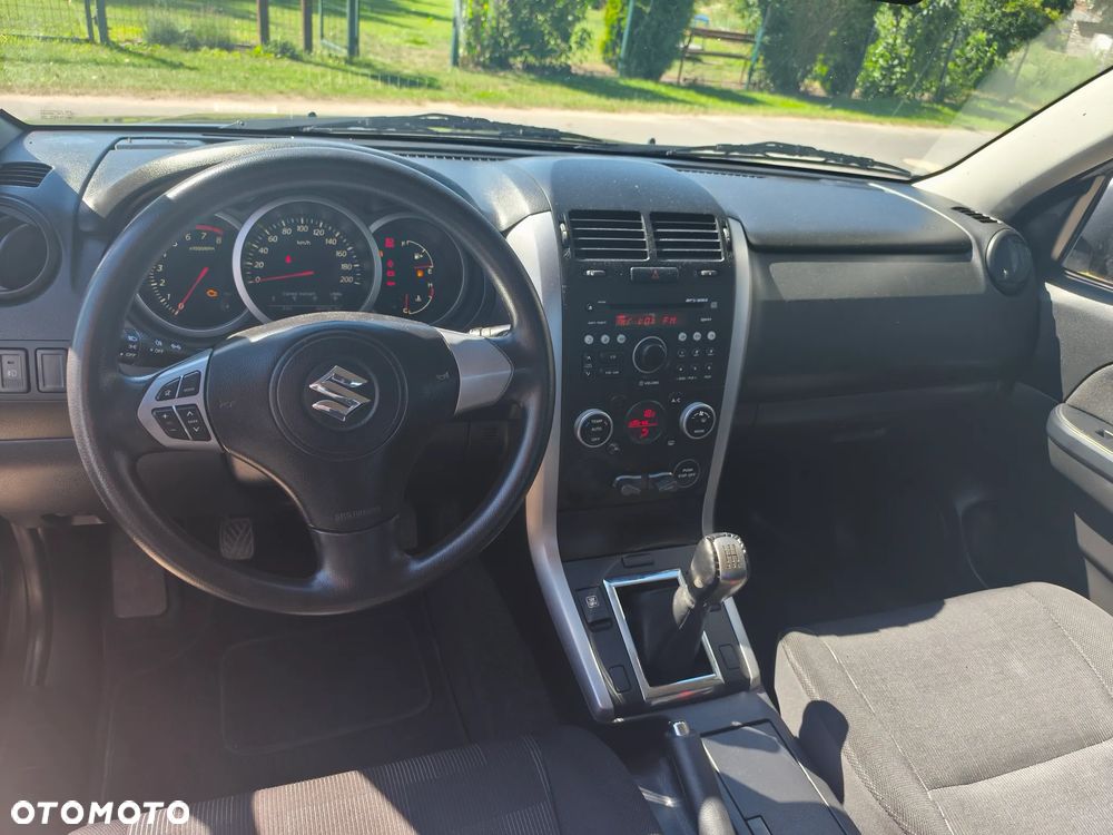 Suzuki Grand Vitara - 18