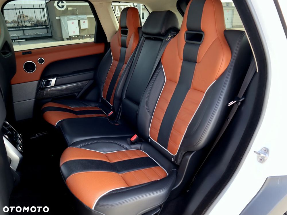 Land Rover Range Rover Sport - 38