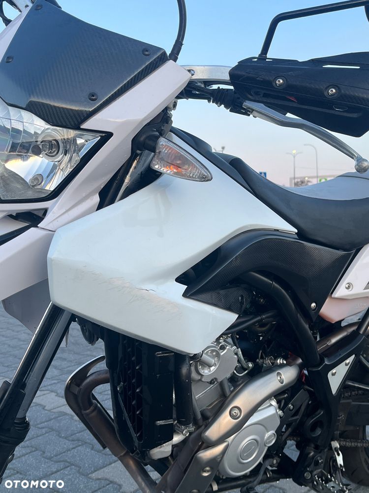 Yamaha WR - 7