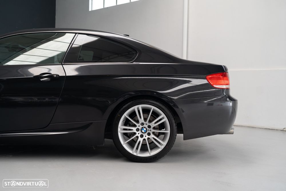 BMW 320 d Coupe - 20