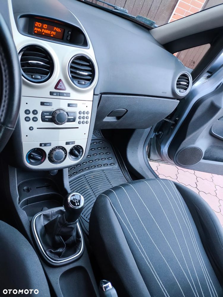 Opel Corsa 1.2 16V - 8