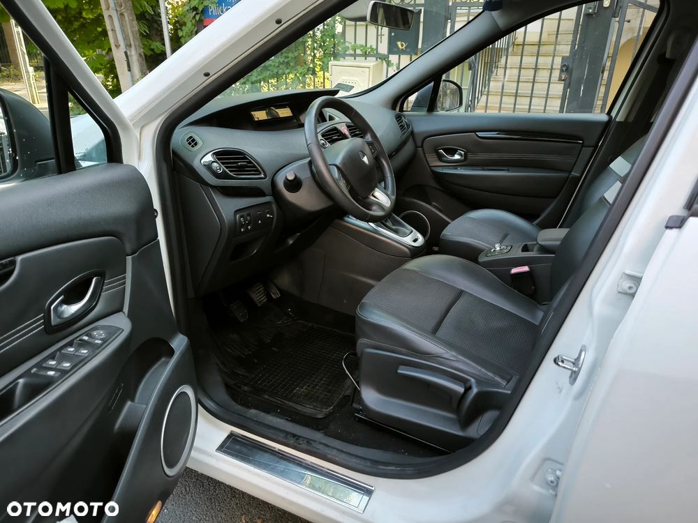 Renault Scenic TCe 130 Dynamique - 23