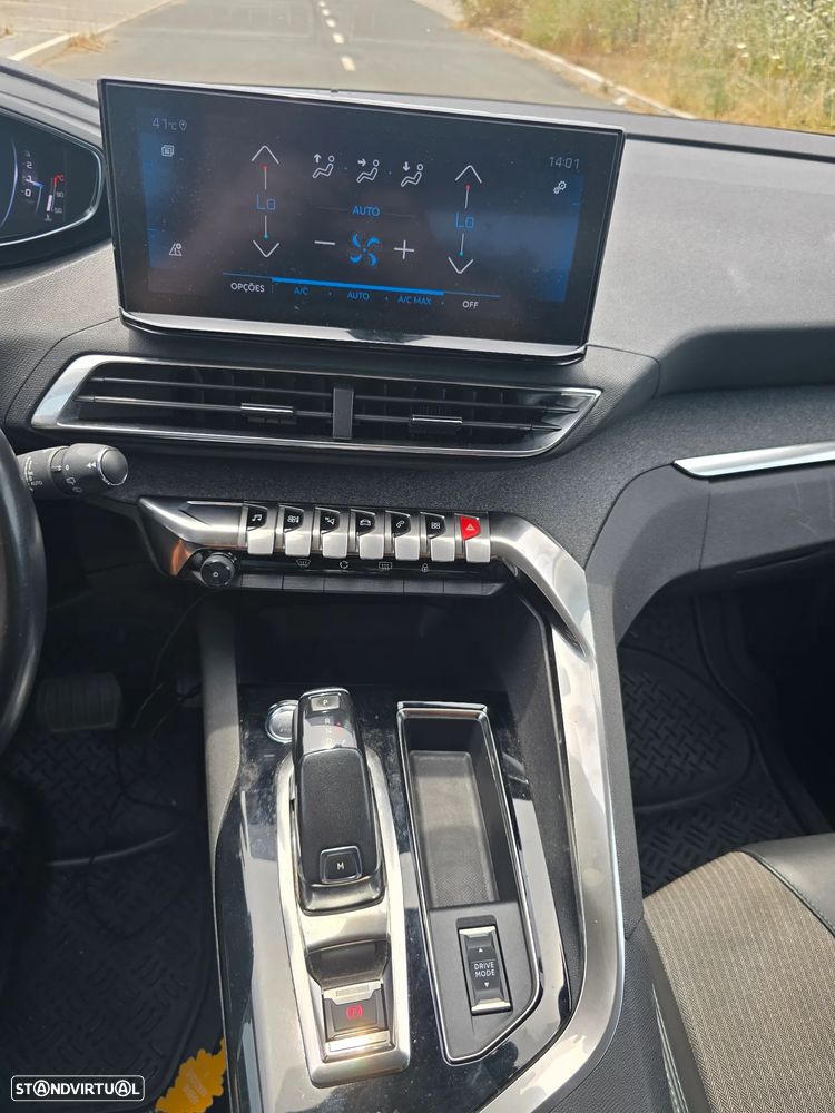 Peugeot 5008 1.2 PureTech Allure Pack EAT8 - 10